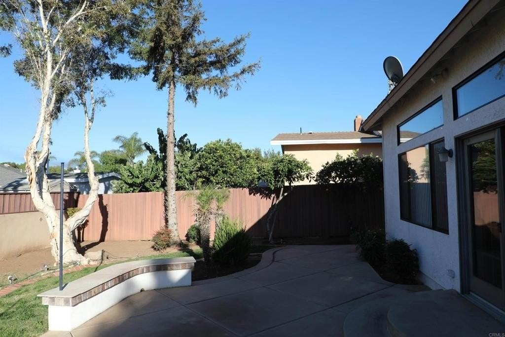 125 F St - Photo 7 of 9