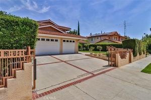 featured image of 19051 Los Alimos St