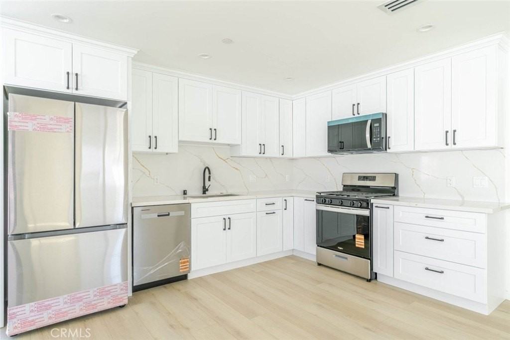 9813 Foothill Blvd - Photo 7 of 21