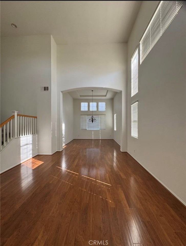 41090 Arron Ct - Photo 6 of 44