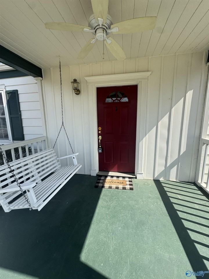 2015 Sewanee Rd Sw - Photo 2 of 27