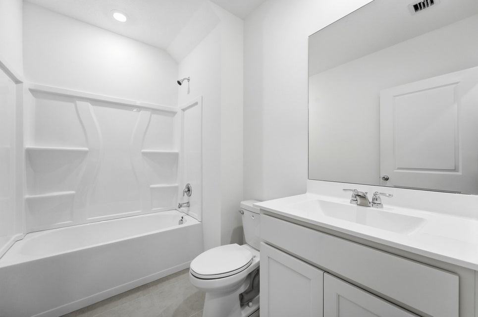 10485 Northwest Suncrest Loop - Photo 7 of 8