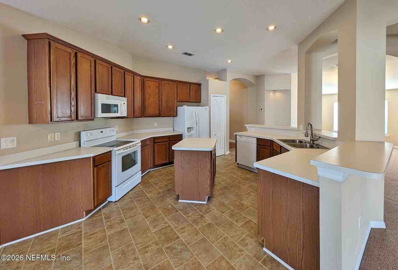 268 Johns Glen Dr - Photo 6 of 8