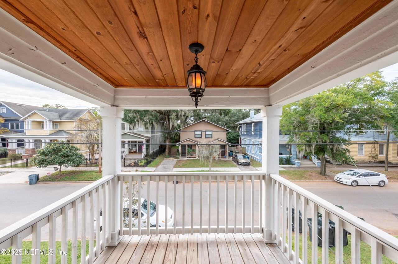 117 E 4th St Apt 3 - Photo 7 of 17