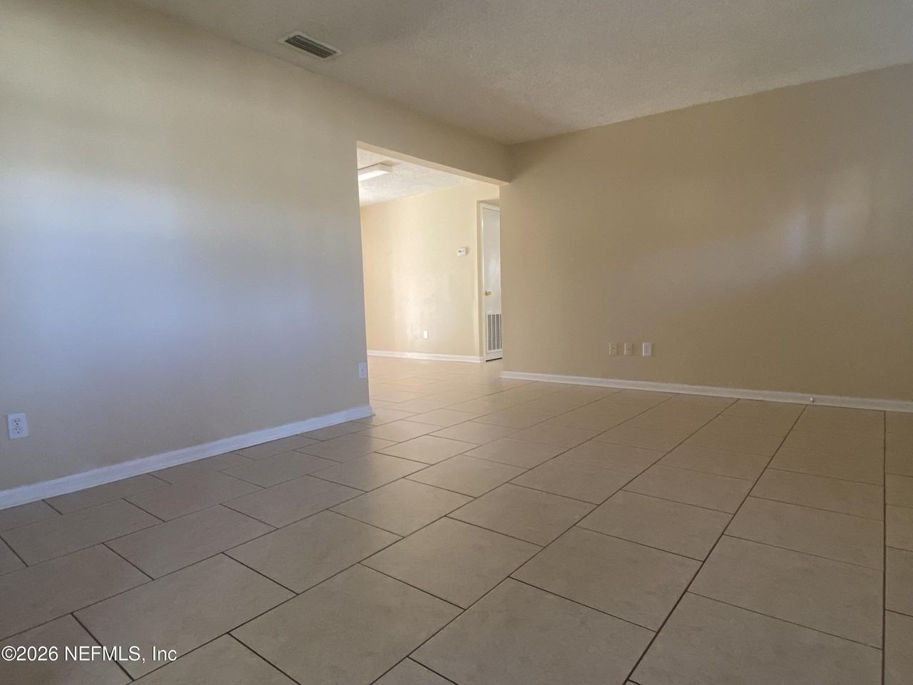 11938 Inland Dr - Photo 2 of 15