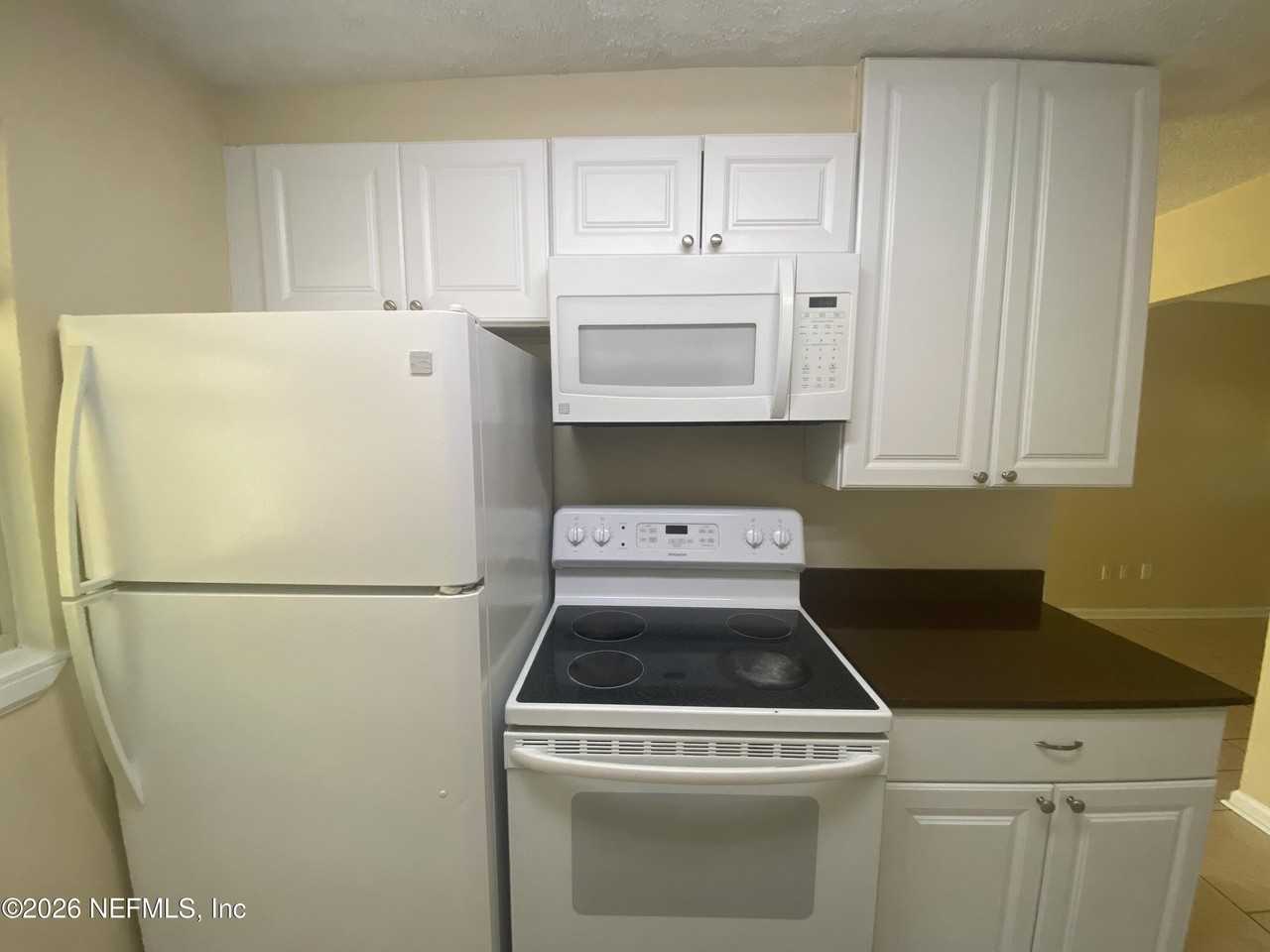 11938 Inland Dr - Photo 5 of 15