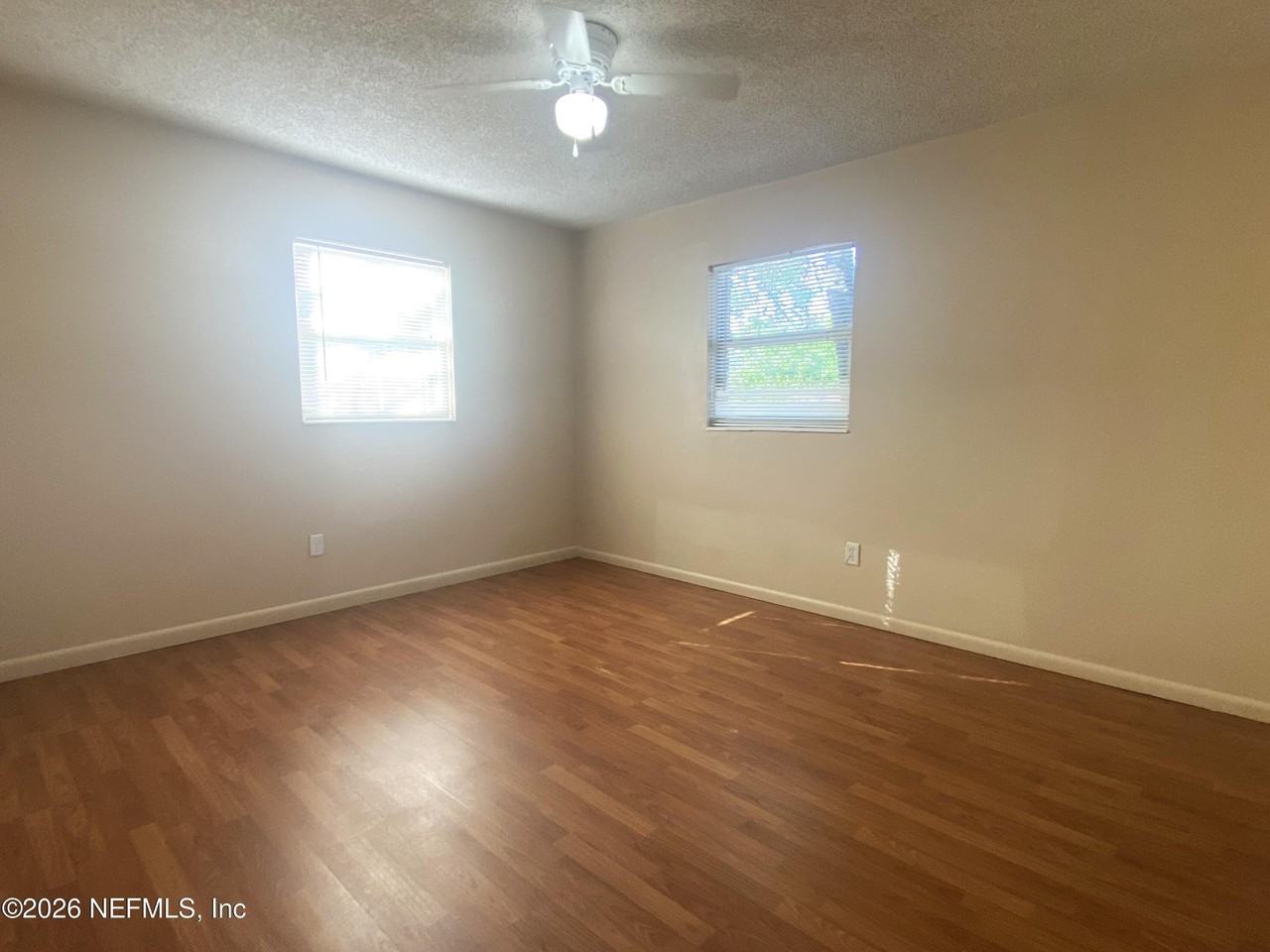 11938 Inland Dr - Photo 7 of 15