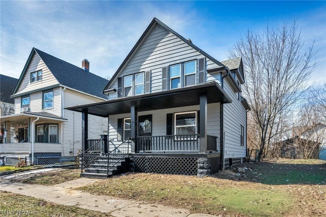 2986 E 59th St - Photo 4 of 50