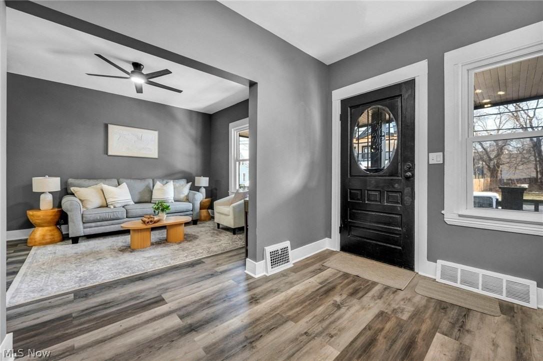 2986 E 59th St - Photo 7 of 50