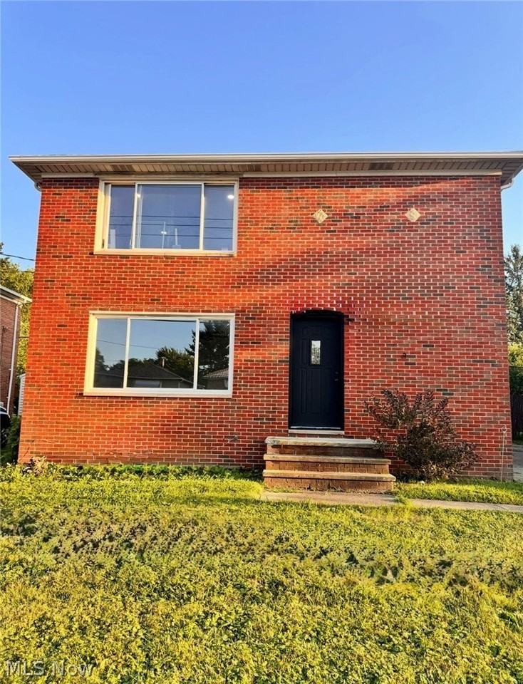 2907 Snow Rd Unit Up