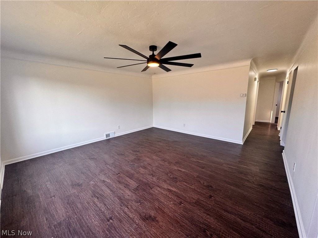 2907 Snow Rd Unit Up - Photo 6 of 19