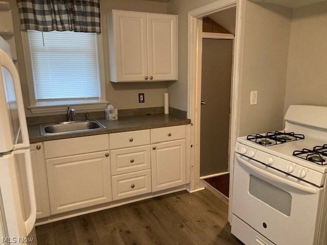 3001 Marmore Ave - Photo 2 of 13