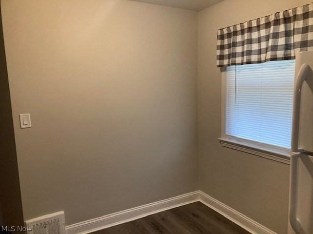 3001 Marmore Ave - Photo 6 of 13