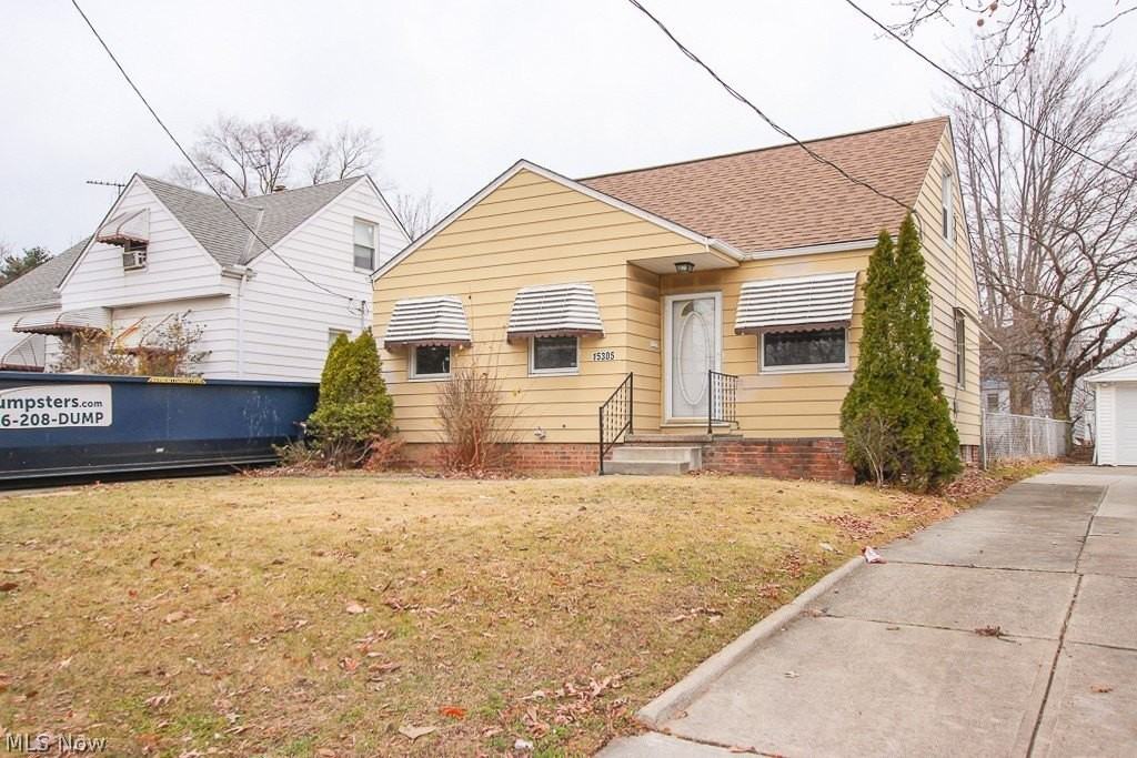 15305 Rockside Rd - Photo 3 of 32