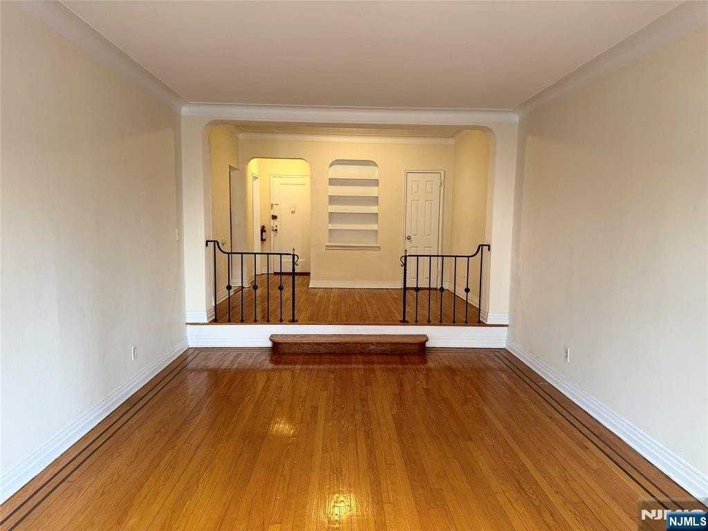 100 Prospect Ave Apt 2l - Photo 7 of 14