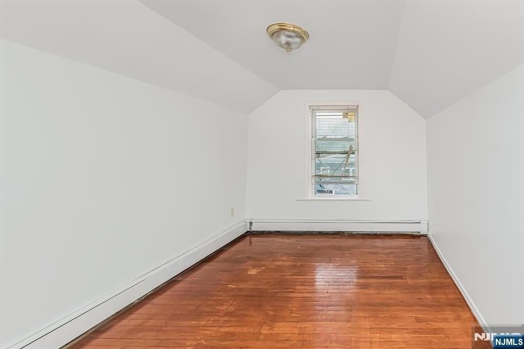 57 Clinton Pl - Photo 6 of 15