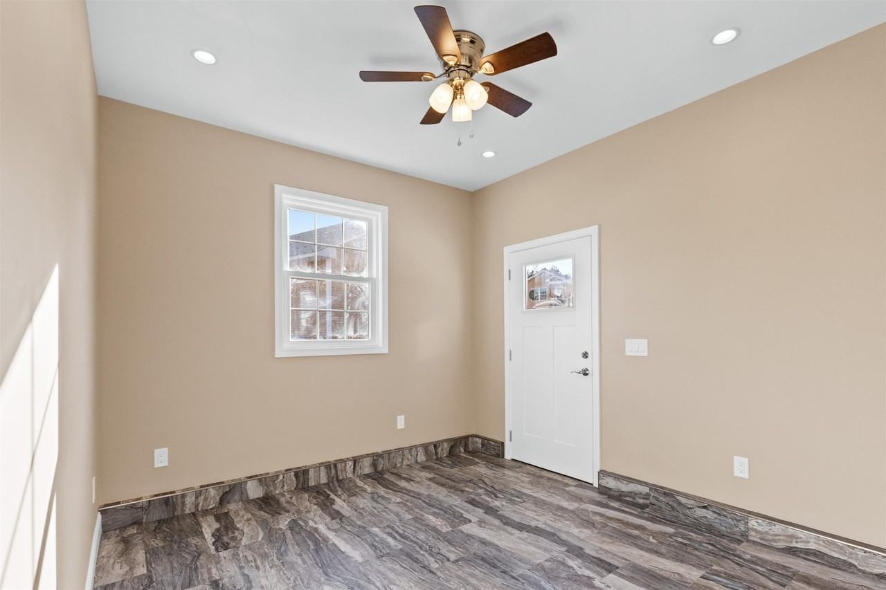 6 Latchkey Ln - Photo 6 of 26