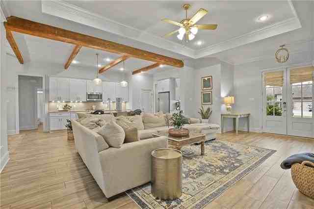 6020 Canary Dr - Photo 4 of 18