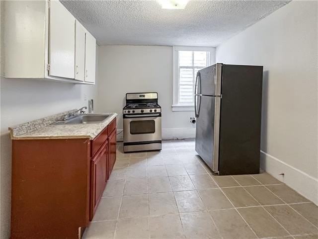 1509 Frenchmen St #A - Photo 4 of 9