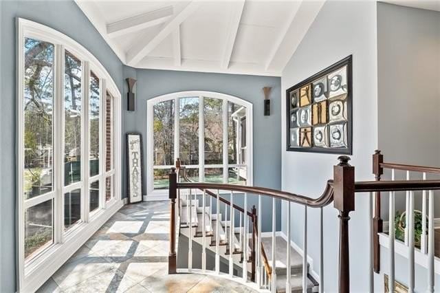 633 VILLAGE LANE N Lane - Photo 2 of 34