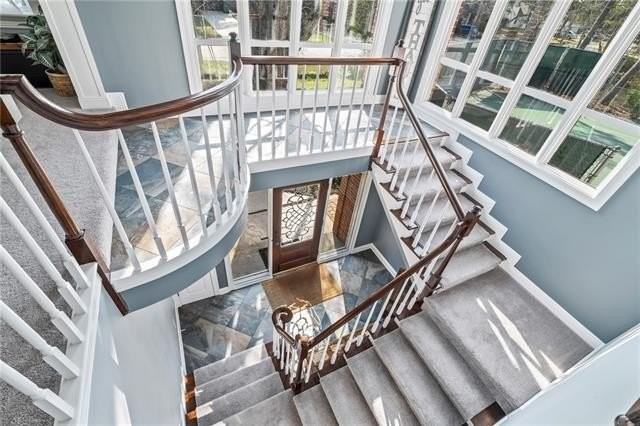 633 VILLAGE LANE N Lane - Photo 4 of 34