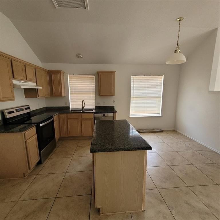 825 Stafford Station Dr - Photo 5 of 17