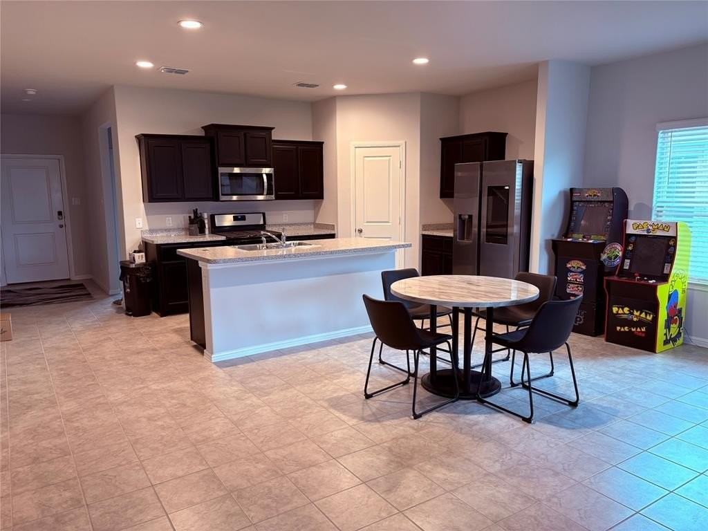 16721 Porterfield Ln - Photo 7 of 22