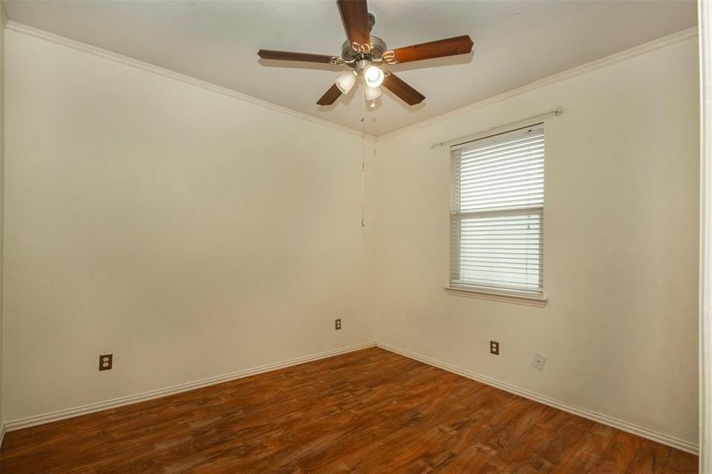 5712 Eureka Bnd - Photo 3 of 23