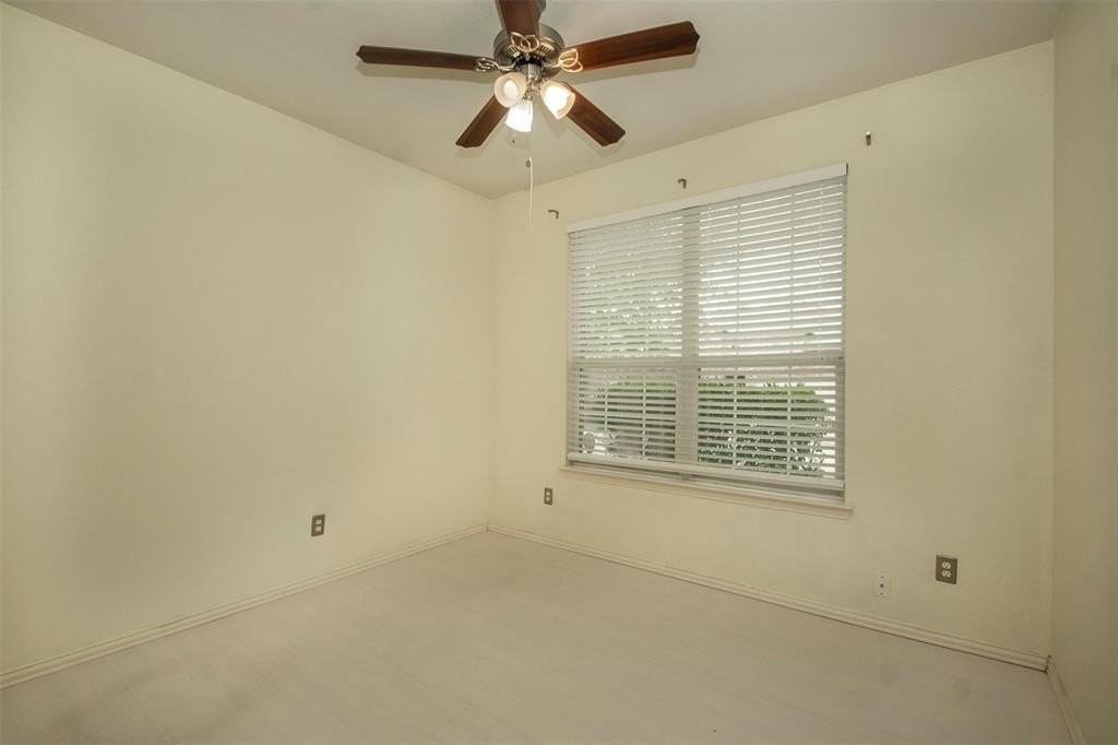 5712 Eureka Bnd - Photo 4 of 23