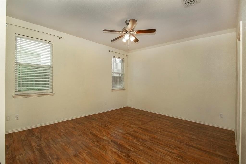 5712 Eureka Bnd - Photo 7 of 23