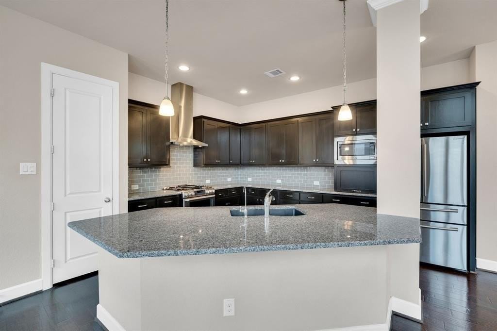 3019 Ivy Hill Ln - Photo 6 of 38