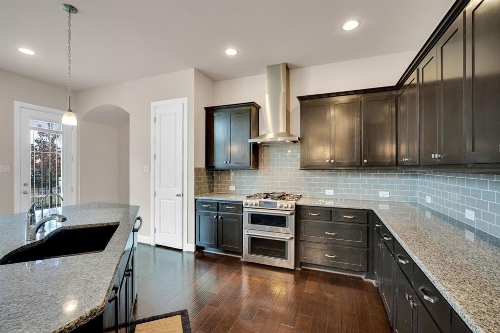 3019 Ivy Hill Ln - Photo 7 of 38