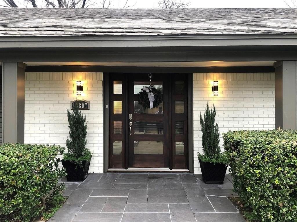 10807 Marsh Ln - Photo 2 of 22