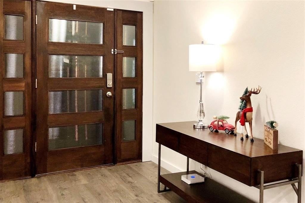 10807 Marsh Ln - Photo 5 of 22