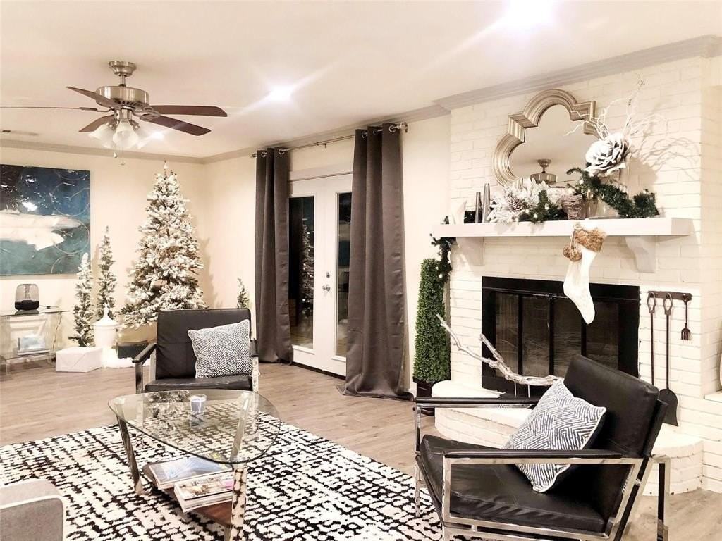 10807 Marsh Ln - Photo 6 of 22