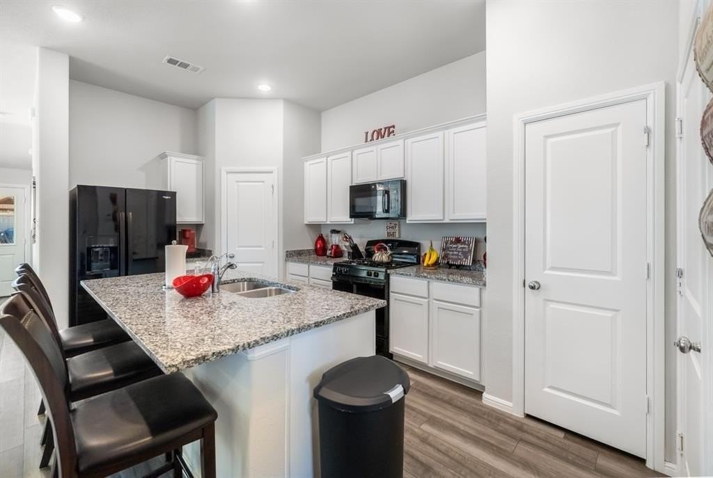 7518 Prairie Holly Ln - Photo 7 of 26