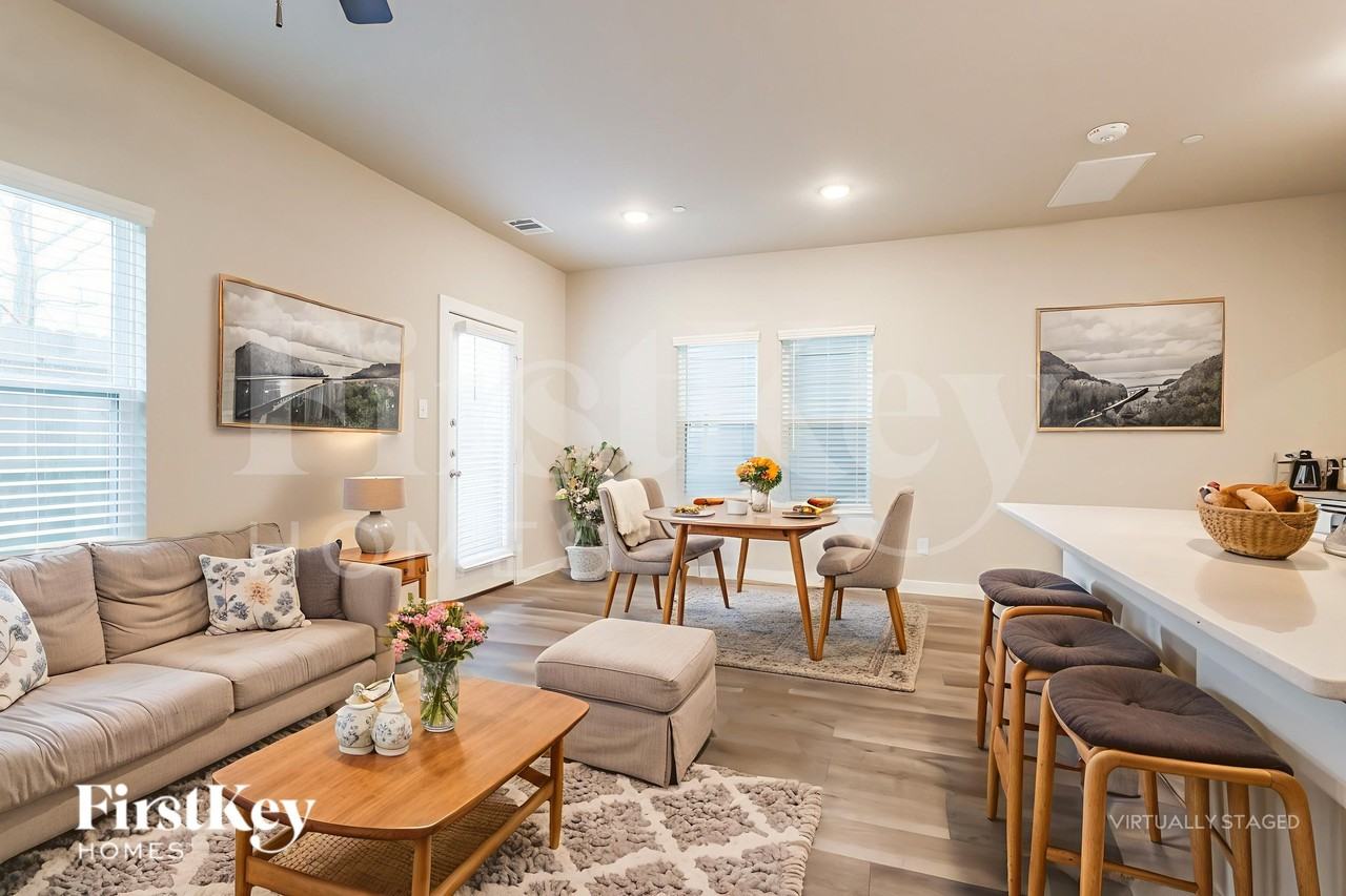 381 N Centro Cir - Photo 4 of 19