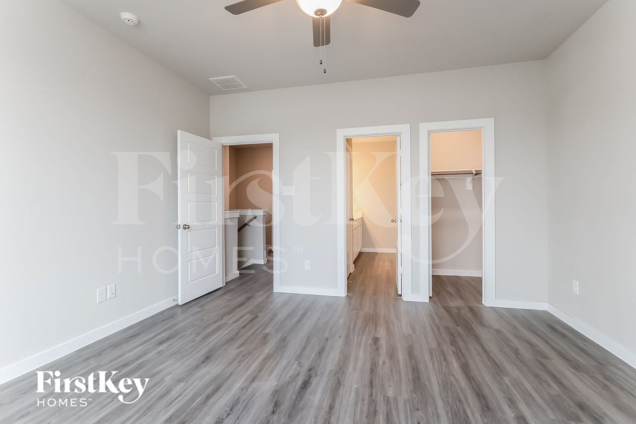 18412 Idyllic Aly - Photo 7 of 19