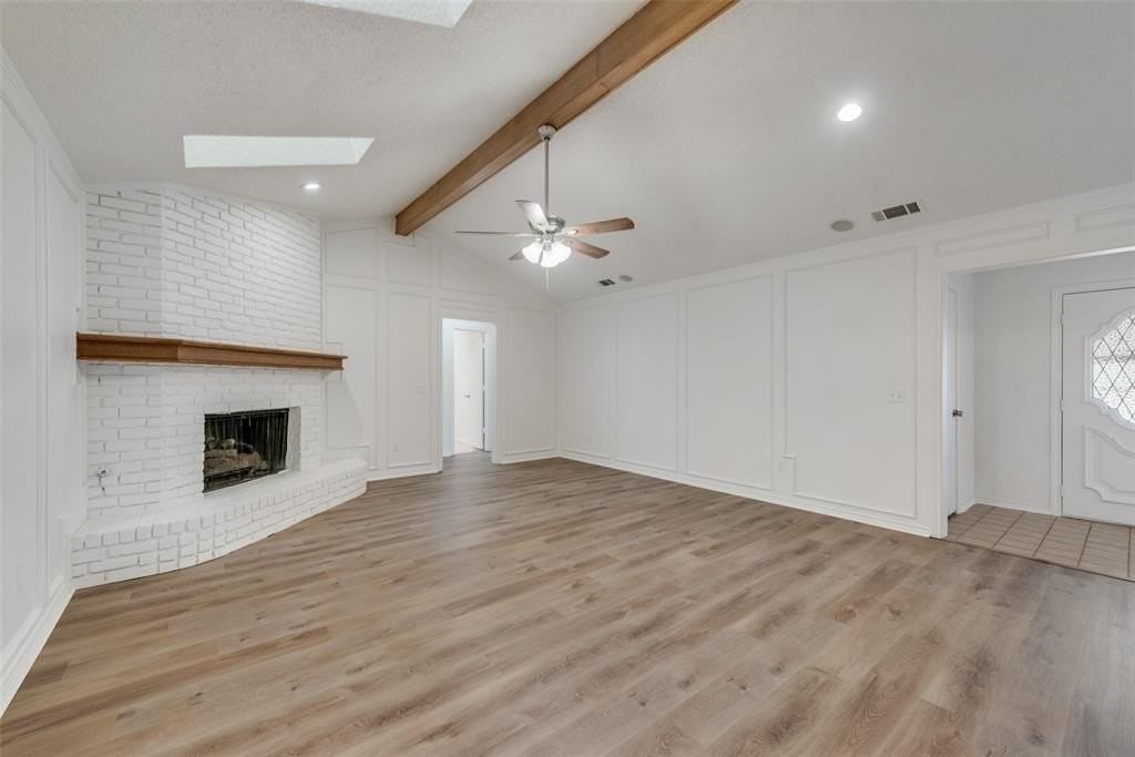 208 Timber Ridge Dr - Photo 4 of 22