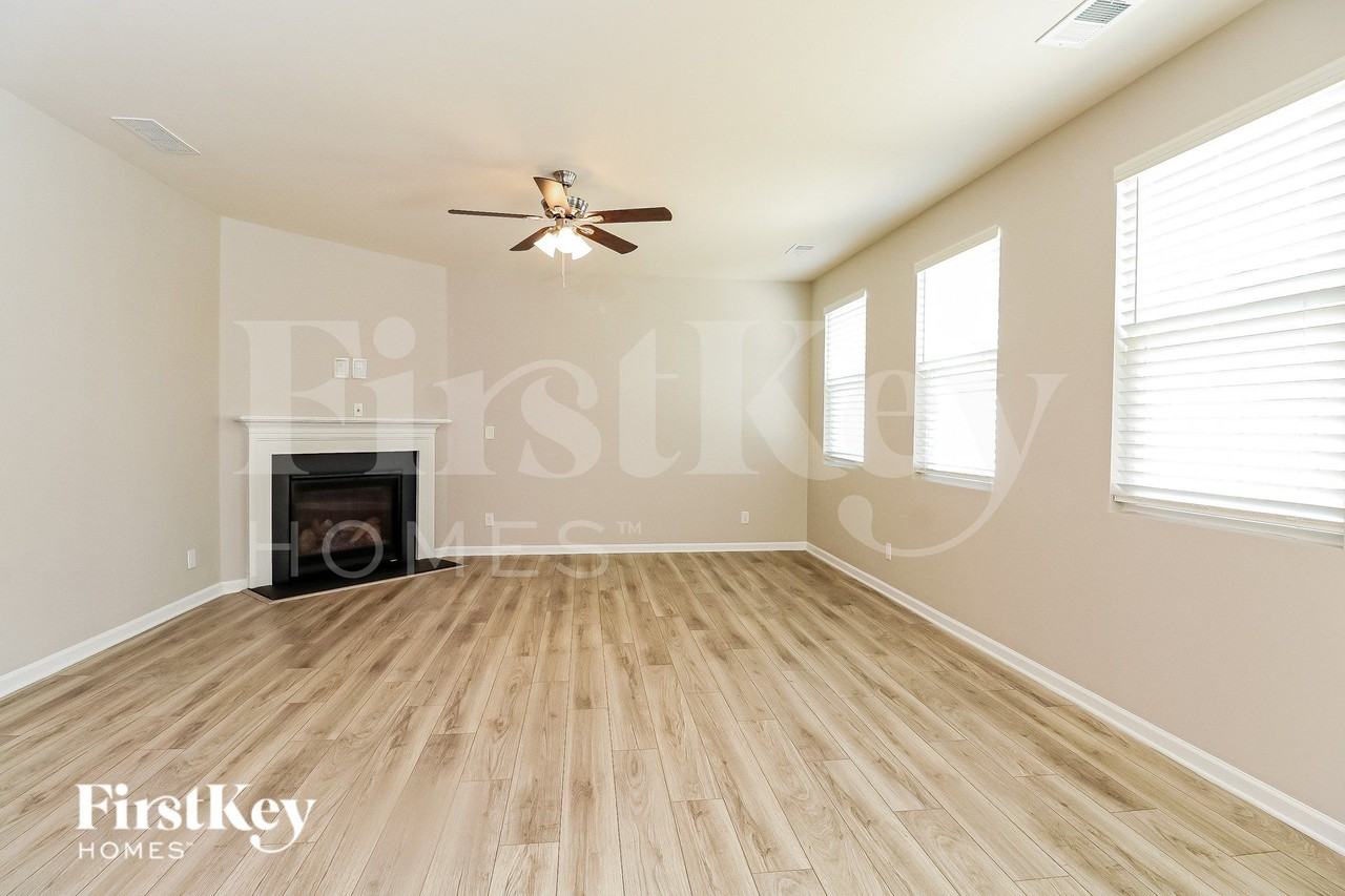 14106 Ridgewater Way - Photo 3 of 19