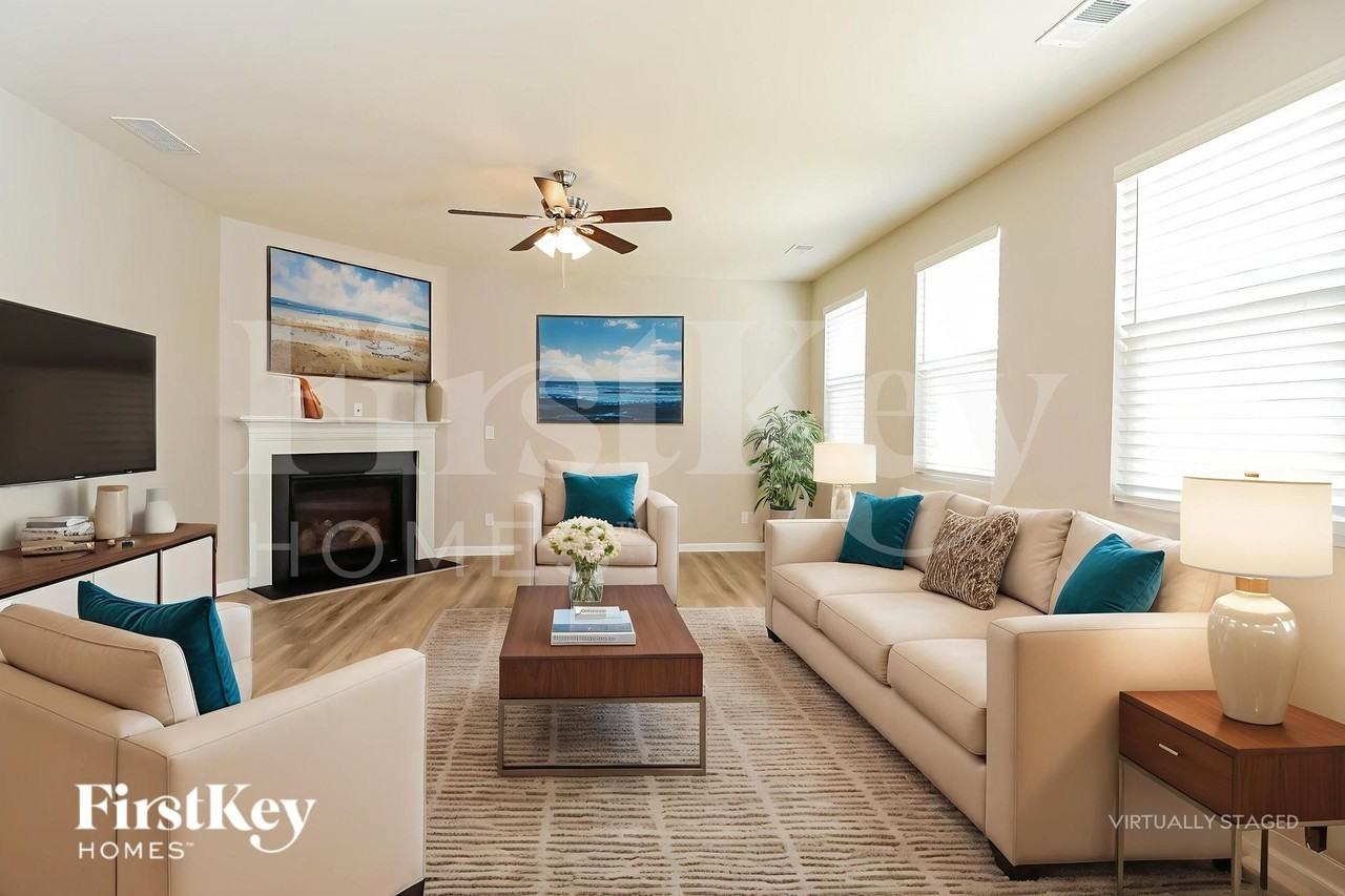 14106 Ridgewater Way - Photo 4 of 19