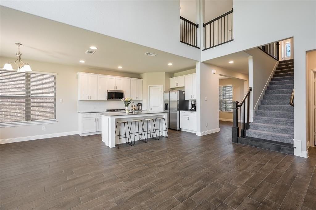 6005 Horsetail Dr - Photo 6 of 26