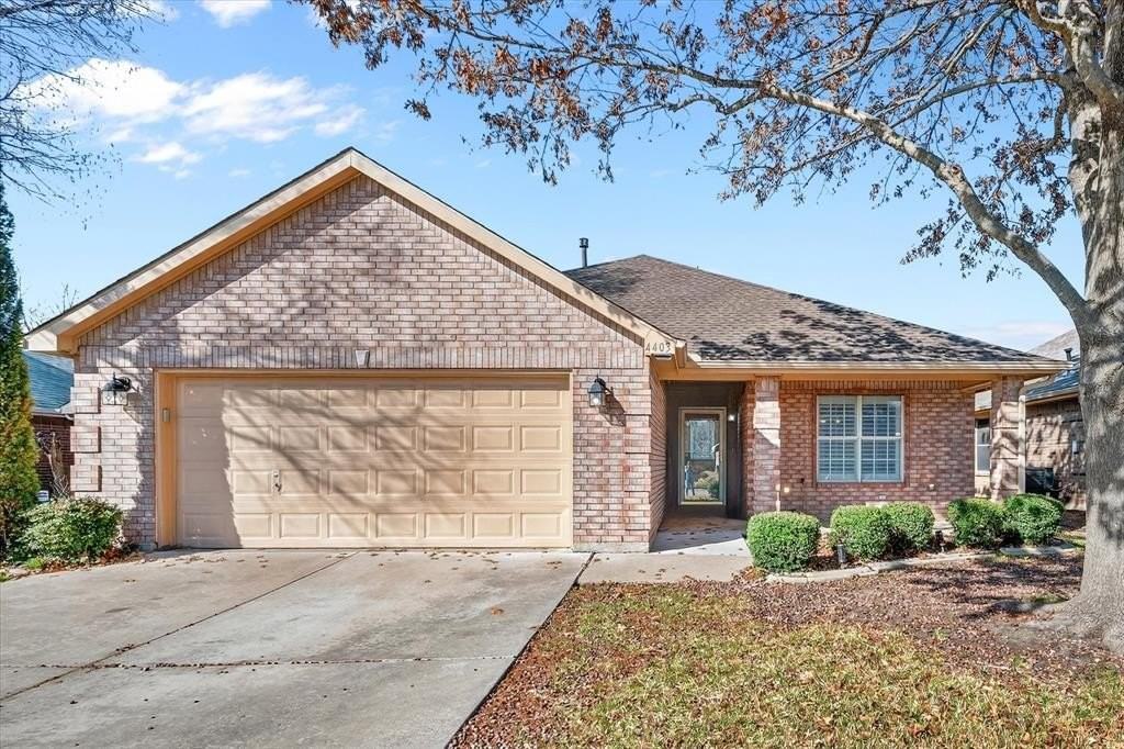 4403 Shady Elm Dr - Photo 2 of 34