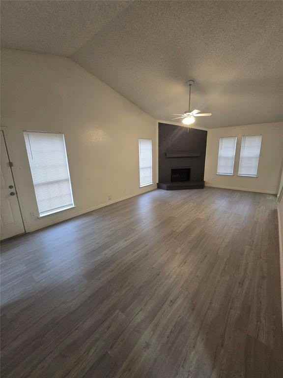 1302 Lloyd Dr - Photo 4 of 14