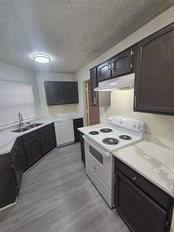 1302 Lloyd Dr - Photo 5 of 14