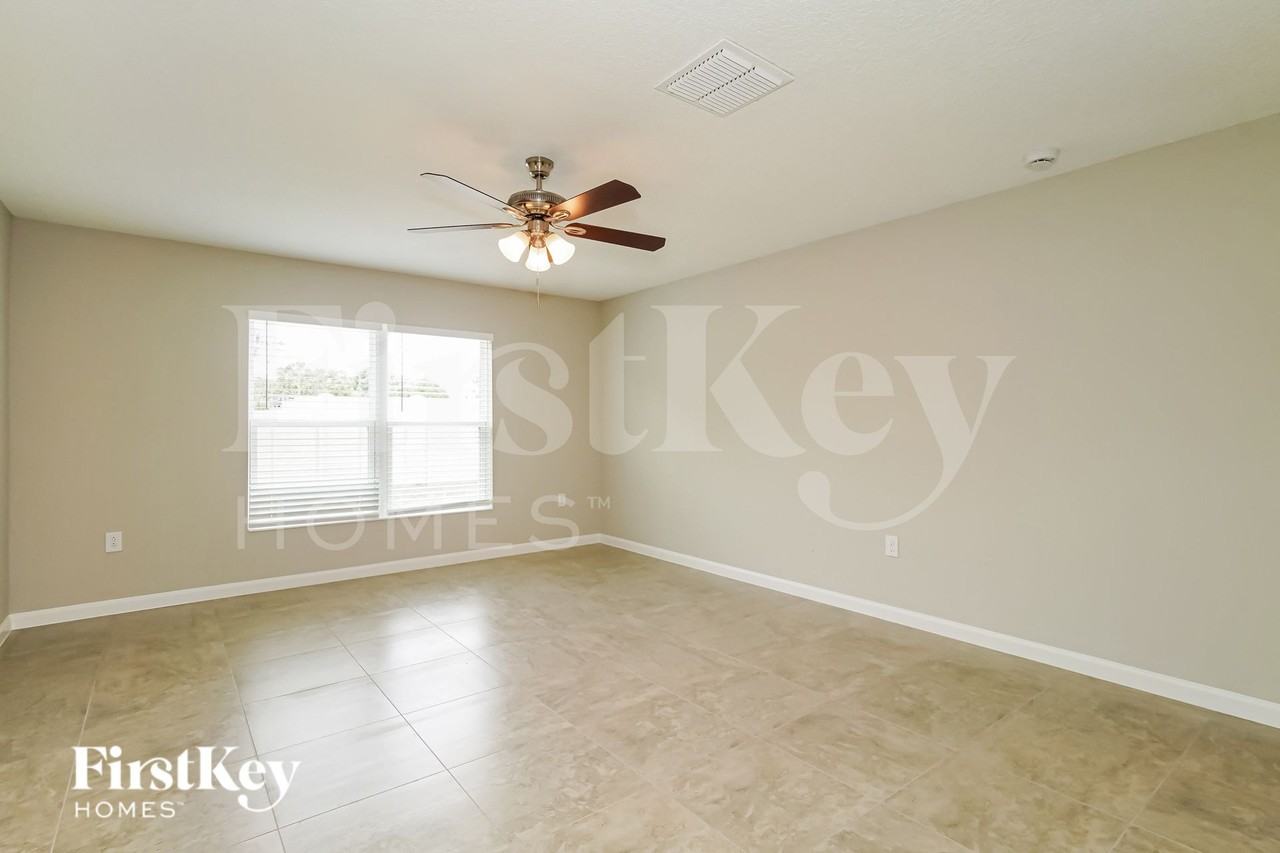 104 Southern Breeze Loop - Photo 3 of 15