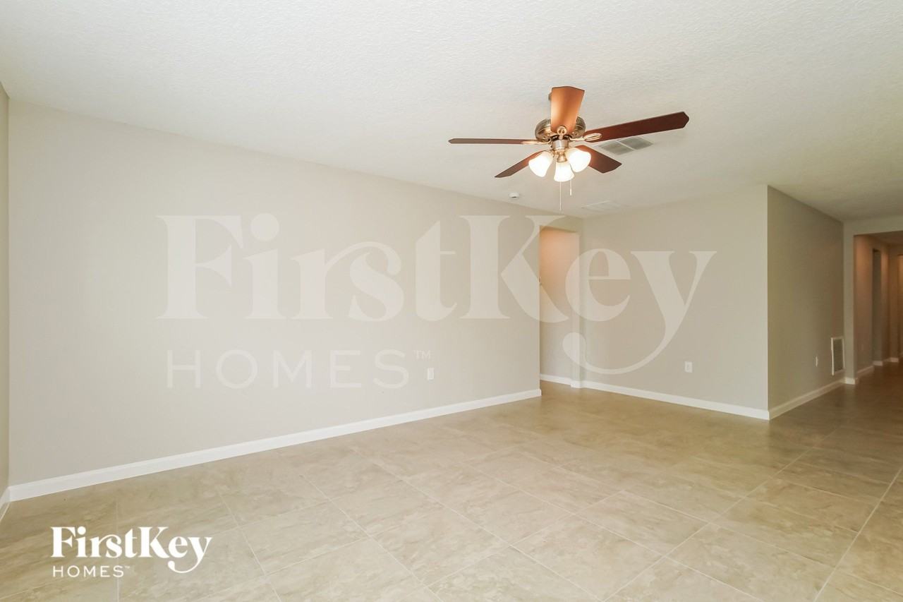 104 Southern Breeze Loop - Photo 4 of 15