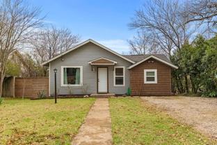 8910 San Leandro Dr - Photo 1 of 1