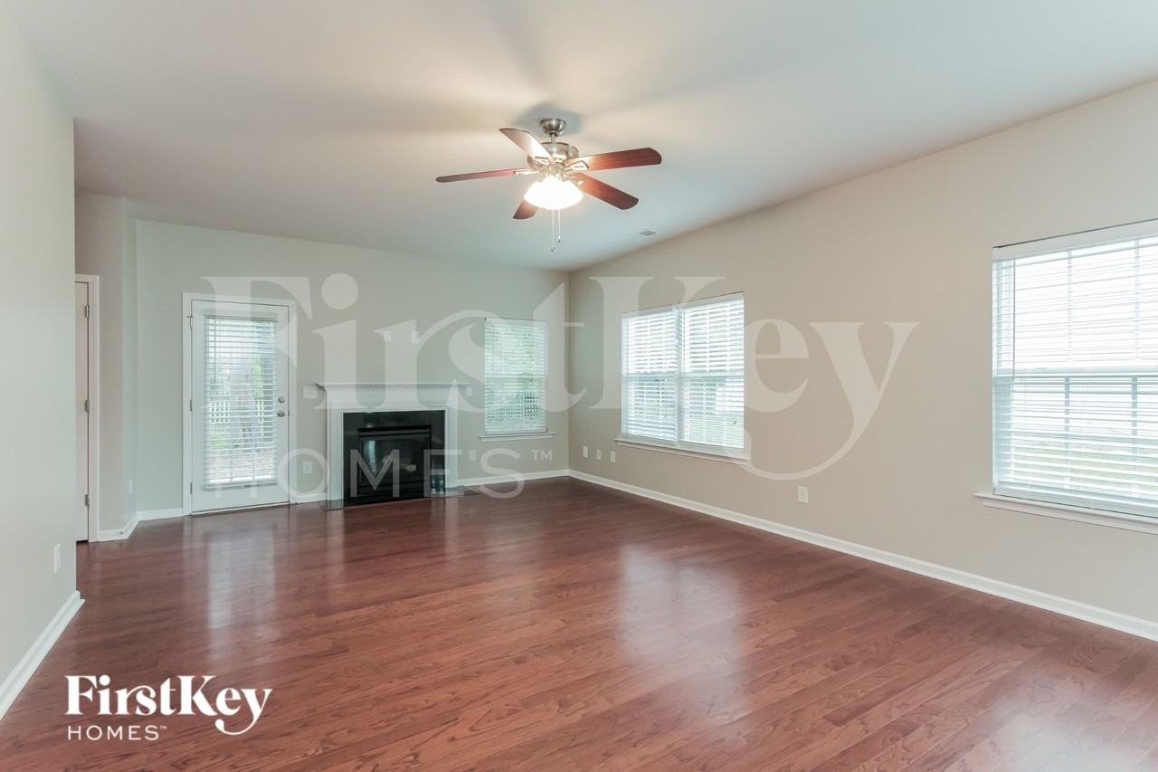 9100 Griers Pasture Dr - Photo 5 of 15