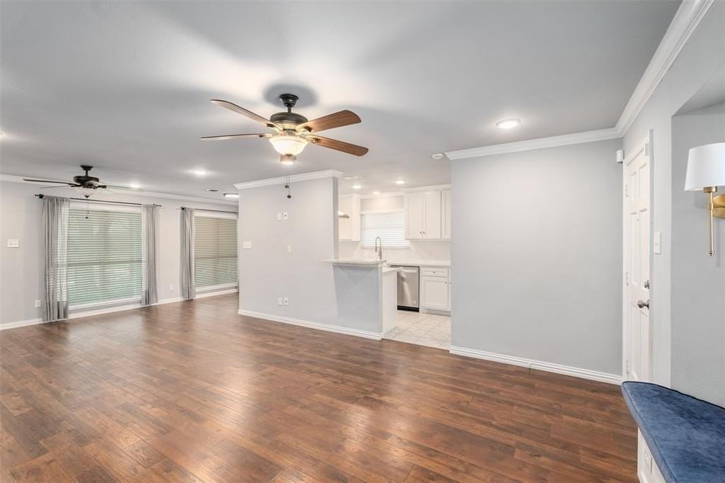 6933 Wake Forrest Dr - Photo 5 of 27